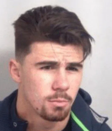 Manhunt Launched for Jack Mitchell After Police Officer’s Leg Broken in Bedfordshire Crash