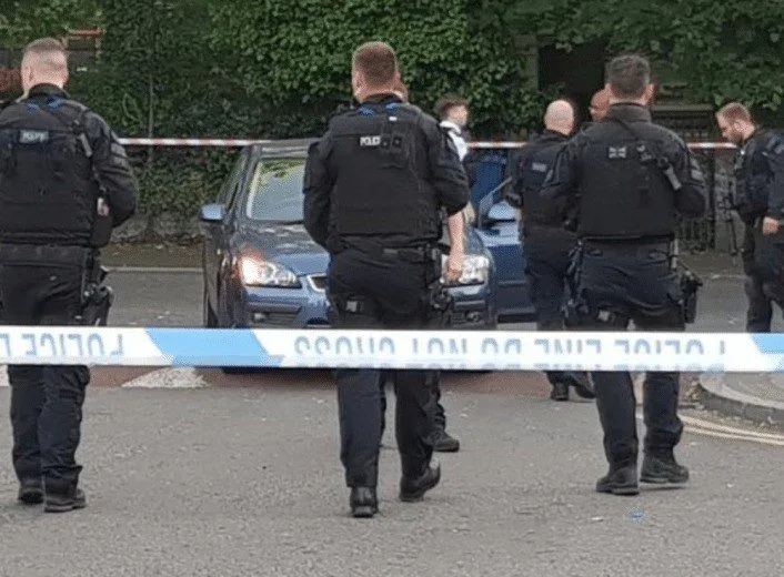 Man Shot in Face in Brutal Peckham Shooting as London Air Ambulance Airlifts Victim