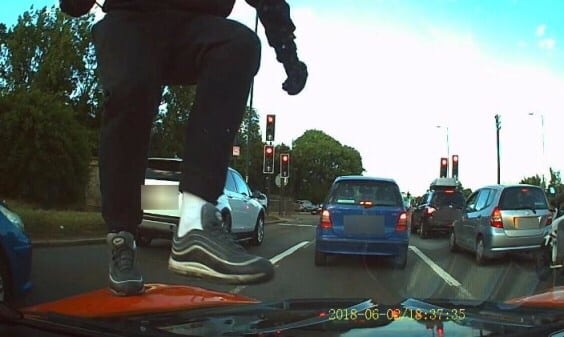 Police issue CCTV image following Finchley Robbery