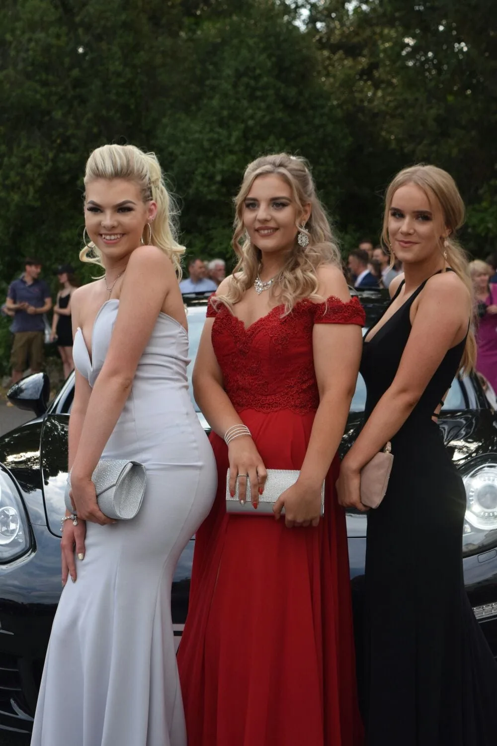 Wyvern College Sparkles as Pupils and Headteacher Alan Newton Say Tearful Goodbye in Glamorous Farewell