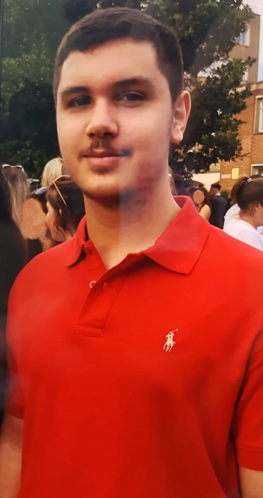 Missing Teen Alexander Diaz-Leonditsis Vanishes from Horley Without Medication or Phone – Surrey Police Urge Public Help