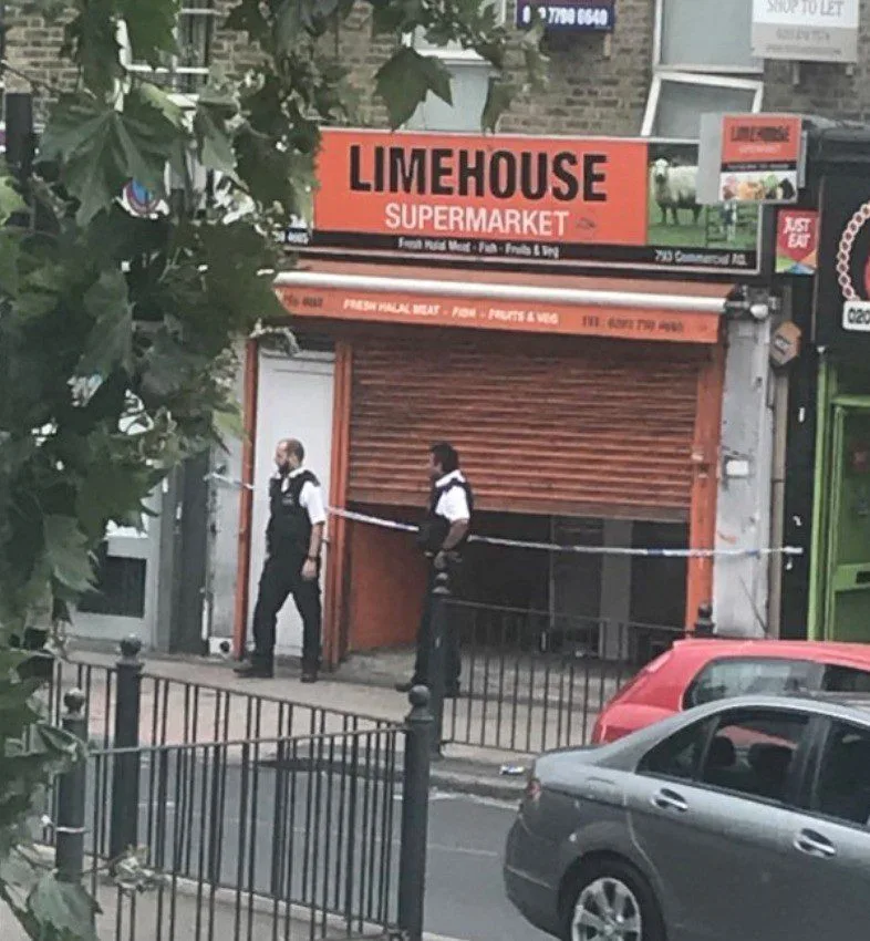 East London Supermarket Locked Down as Police Swarm Limehouse Store