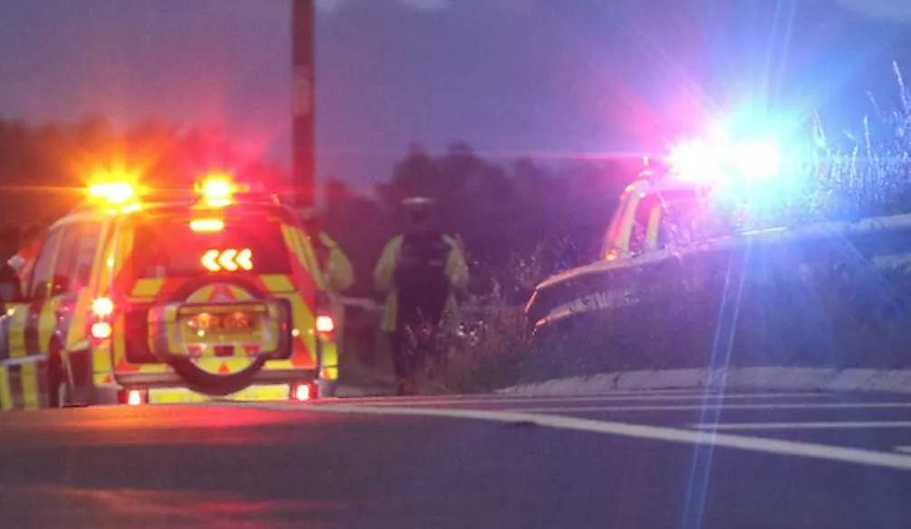 M275 Northbound Slammed Shut After Crash Sparks Massive Debris Mess – Major Delays and Diversions in Portsmouth!