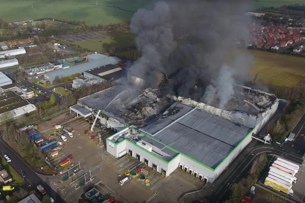 Blaze Hits Ocado’s Andover Site – But All 700 Staff Kept on Payroll Amid Local Support