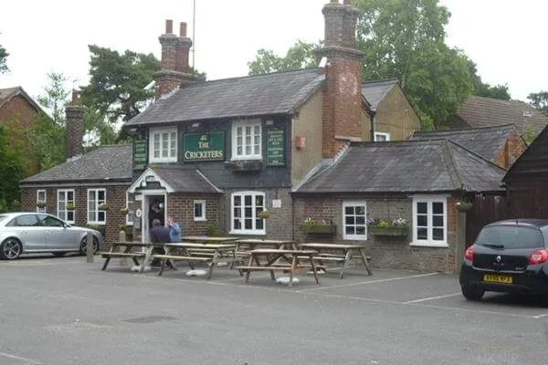 Man Re-Bailed as Police Probe Fatal Head Injury Death Outside Baughurst Pub