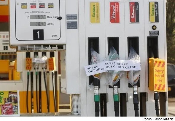 Fuel Crisis at Cobham Services M25: All Pumps Dry Between J9 and J10