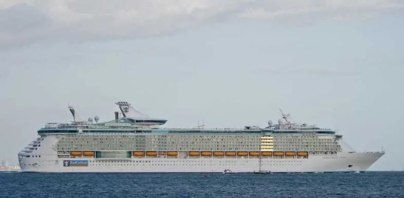 Cruise Boom Hits Cowes Harbour in 2019 with Seven Ship Visits and Luxury Liners’ UK Debuts