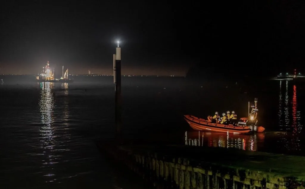 Dramatic Rescue as Cowes Lifeboat Saves Two Fishermen from Sinking Boat in Osborne Bay