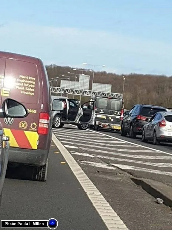 Serious Crash Shuts M25 Near Darenth as Air Ambulance Rushes Injured Motorcyclist to Hospital