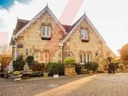 Isle of Wight B&Bs Warned: Beware Fake Booking Cheque Scam Targeting Accommodation Owners