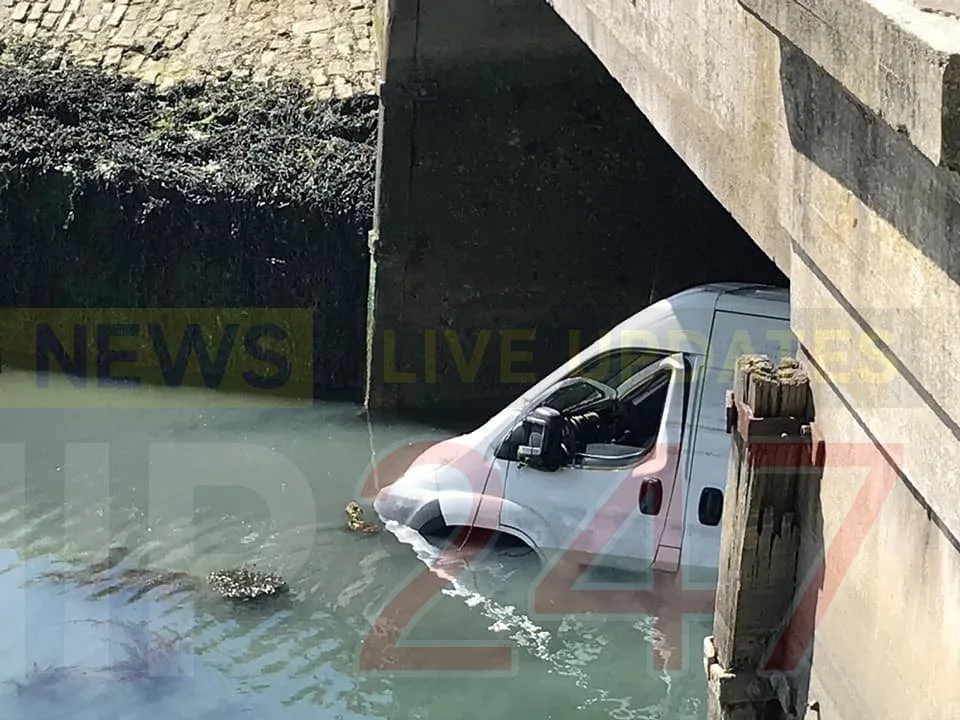 Van Stuck in Portsbridge Creek Sparks Coastguard Recovery After 999 Call