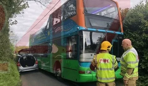 Bus and Car Crash Blocks Isle of Wight’s Moons Hill Road – Fire Crews Rescue Scene