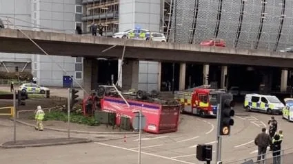 Lorry Crashes Off Reading Flyover Near Oracle – Driver Injured but Expected to Recover