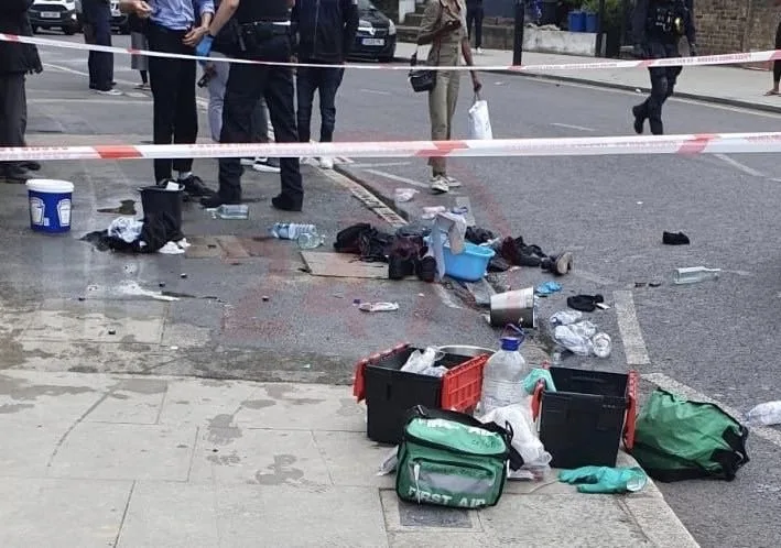 Daylight Acid Attack in Hackney Leaves Two Men Seriously Burned After Car Chase Crash