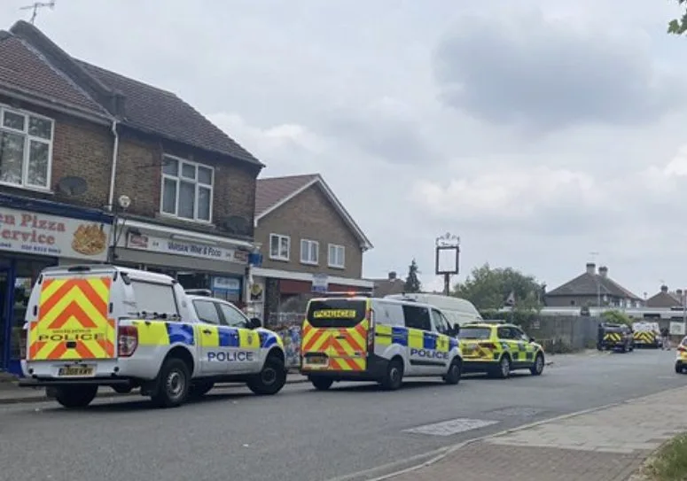 Heartbreak Horror in Chislehurst: Man Sets Himself Ablaze After Break-Up