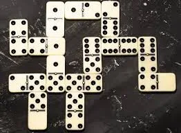 12 Fined After Police Bust Secret Basement Dominoes Den in Whitechapel