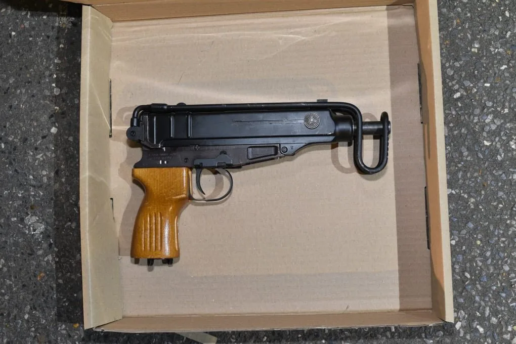 West London Man Arrested with Two Scorpion Machine Guns and 40 Rounds in Early Morning Police Sting