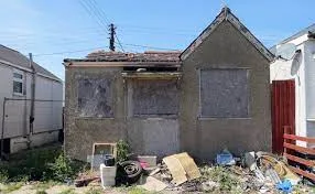 Sofa Blaze in Bentley Avenue Sparks House Fire as Teens Behind Rubbish Arson Spree in Clacton