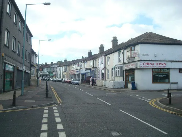 Man Brutally Beaten and Racially Abused on Gillingham’s Skinner Street – Police Hunt Teen Suspects