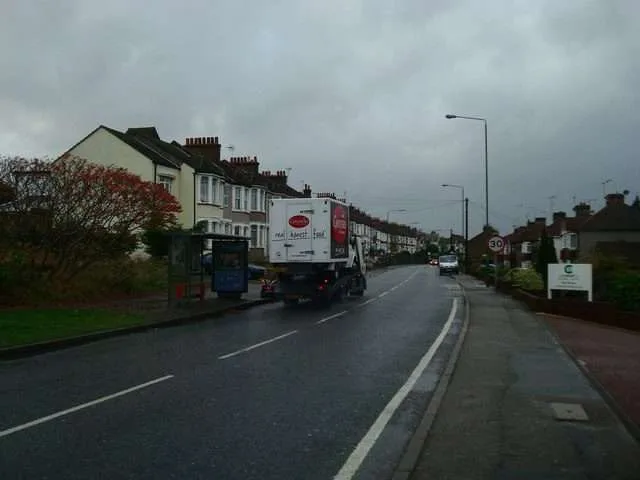 Teen Left with Broken Leg in Dartford Hit-and-Run – Police Urge Witnesses to Come Forward