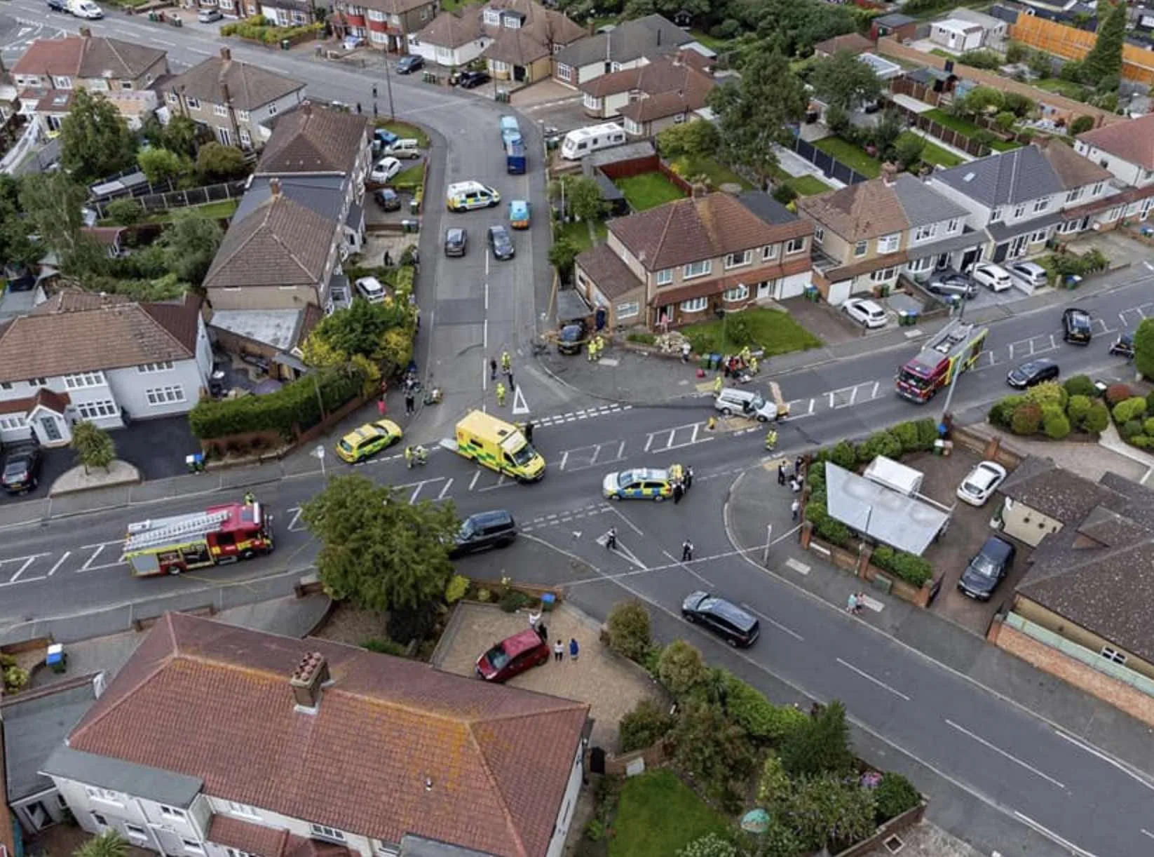 Two Police Officers and Car Driver Hurt in Erith Belmont Road Crash – Investigation Underway