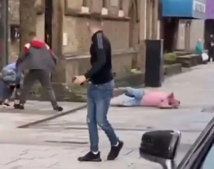Barking Street Brawl: Man Hospitalised, Suspect Arrested for Assault on E16 Road