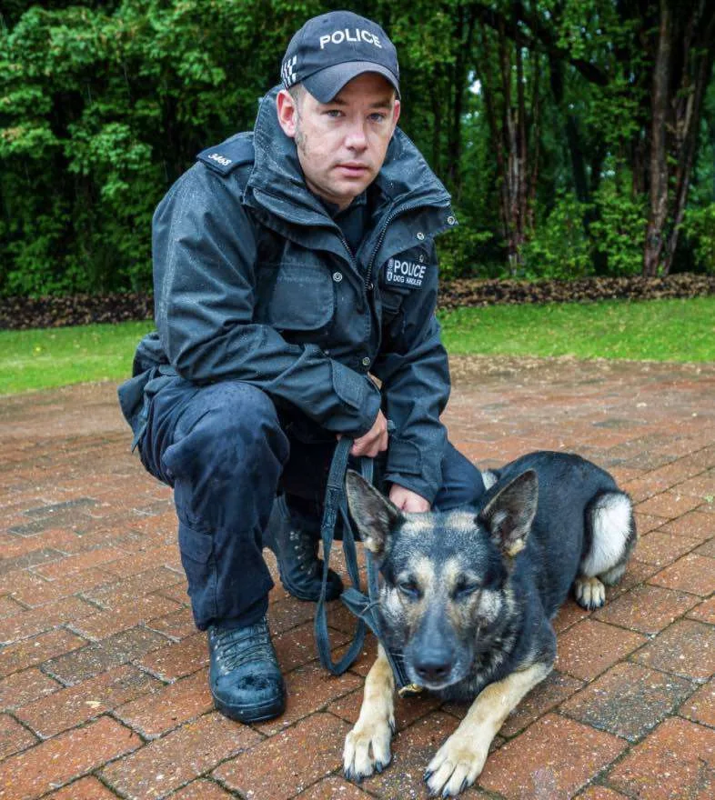 Drunk Driver’s Brutal Attack on Thames Valley Police Officer and Dog Earns Bravery Award