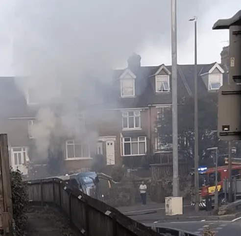 Heroic Maidstone Firefighters Rescue Trapped Victim from House Blaze on Loose Road