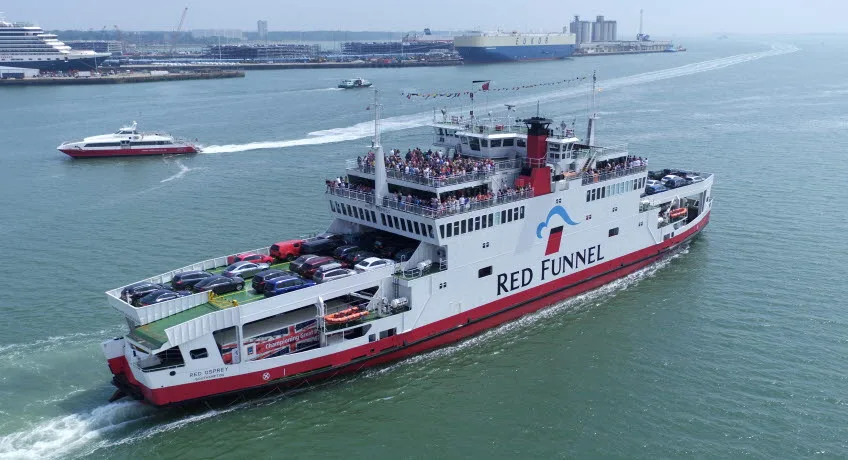 Fire Breaks Out on Red Osprey Ferry at Southampton Terminal – All Passengers Safe