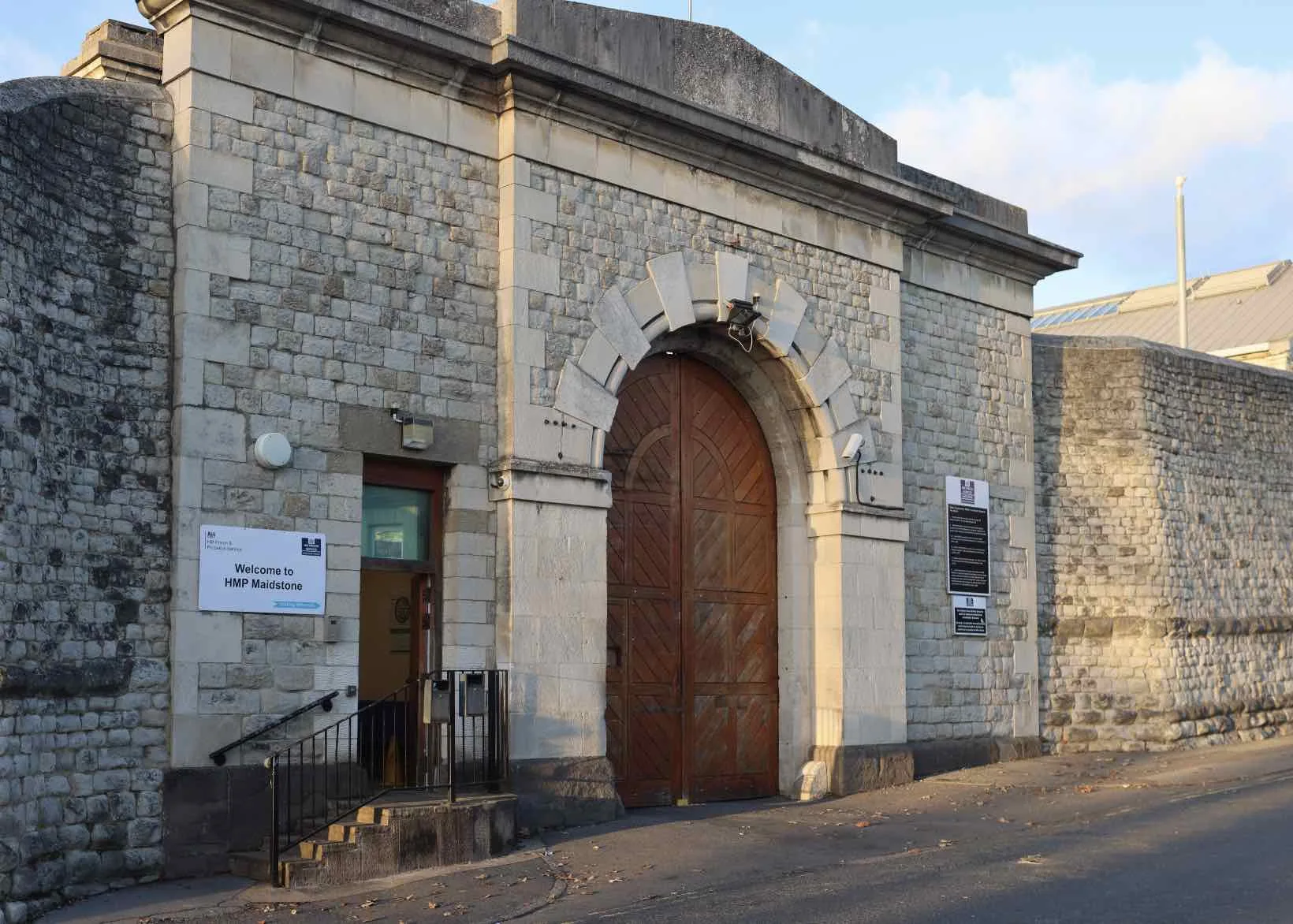 Prison Murder Probe at HMP Maidstone After Inmate Found Dead, Suspect Arrested