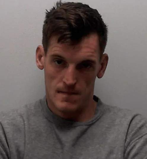York Jailbreak: Scott Lewis Hurst, 33, on the Run After Daring Prison Escape – Police Hunt Continues