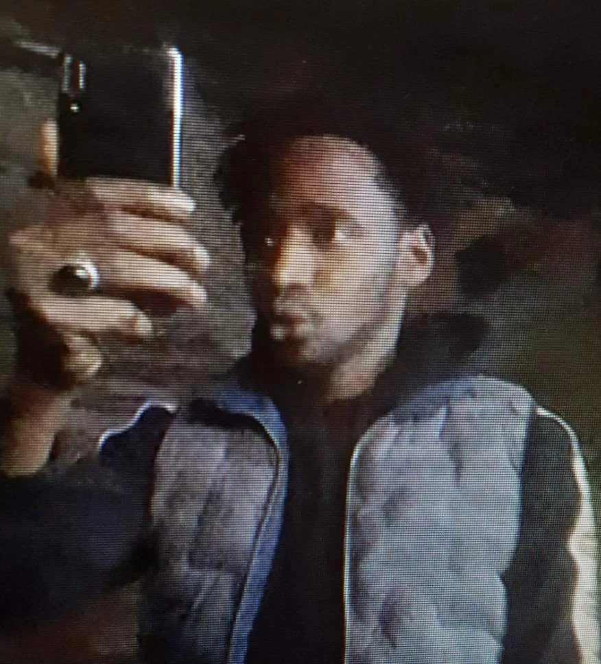 Manchester Police Hunt Man With Broken Nose After Whitworth Street Brawl – Can You ID Him?