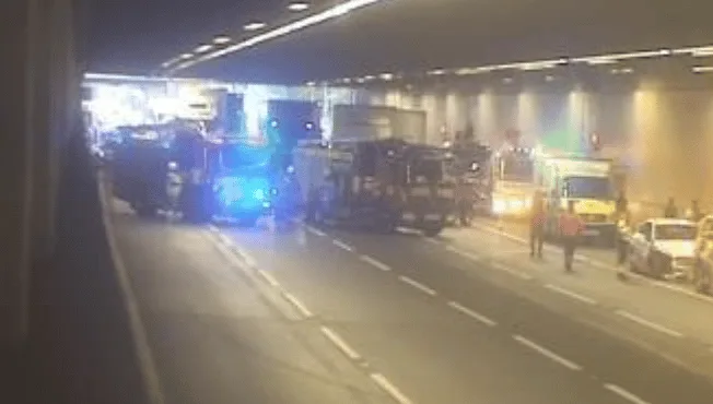 M25 Chaos: Multi-Car Crash Closes Holmesdale Tunnel, 3.5-Mile Tailbacks Between J25-J26