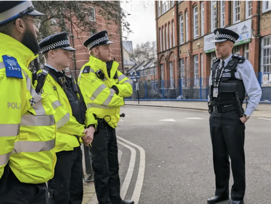 Shoreditch Crossbow Attacks: Police Launch Major Hunt After Two Wounded in Random Strikes