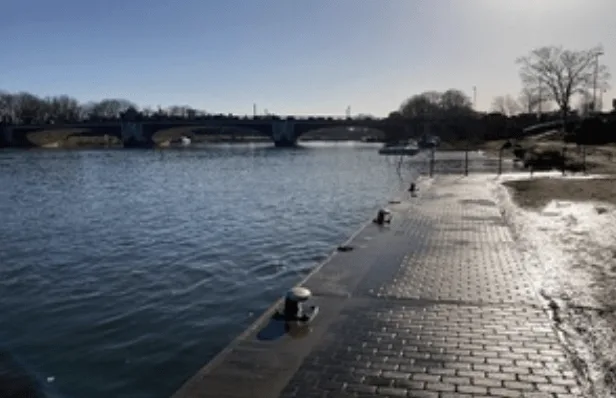 Environment Agency Wins Landmark Ruling to Evict Illegal Thames Mooring Squatters