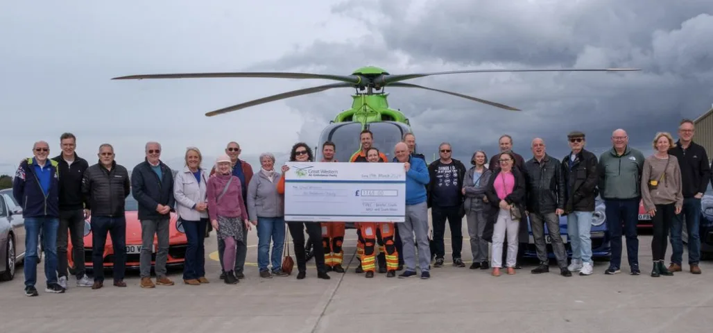 Porsche Enthusiasts Club Raises £8,500 to Keep Great Western Air Ambulance Flying