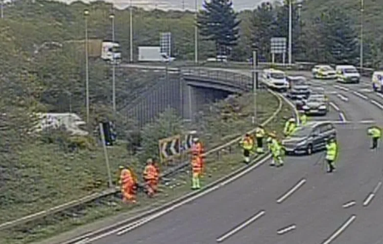 Tragic M25 Police Chase Ends in Fatal Motorcycle Crash Near Lakeside