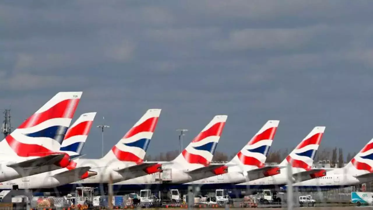 Russia Blamed for GPS Jamming on 46,000 UK Holiday Flights, Aviation Safety on High Alert