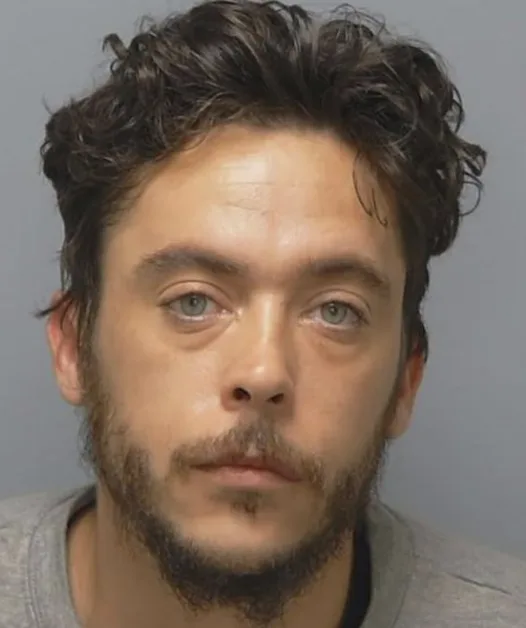 Police Hunt Prison Recall Fugitive Aiden Riley in Basingstoke – Public Urged to Report Sightings