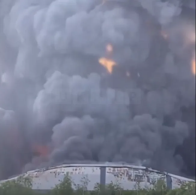Massive Fire and Explosions Rage at Cannock Industrial Estate – Roads Closed as Emergency Crews Battle Blaze