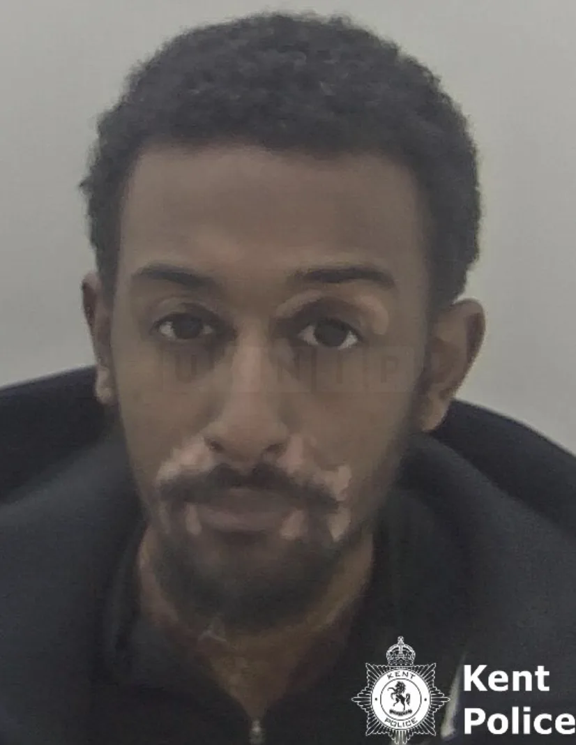 Bluewater Apple Store Mugger Jailed for Shoving Staff and Stealing Phone in Broad Daylight