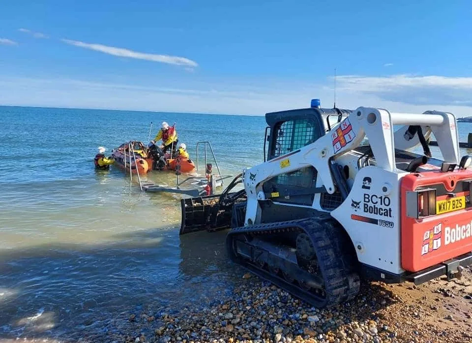 Eastbourne RNLI Rescue Two Stranded at Beachy Head as Tide Cuts In Early Morning