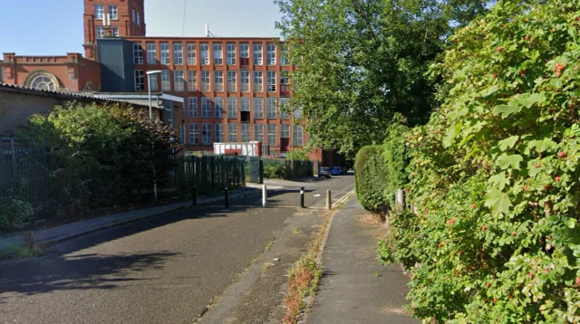 Gun and Stab Attack in Oldham: Two Men Seriously Injured on Busk Road, Two Arrested for Attempted Murder