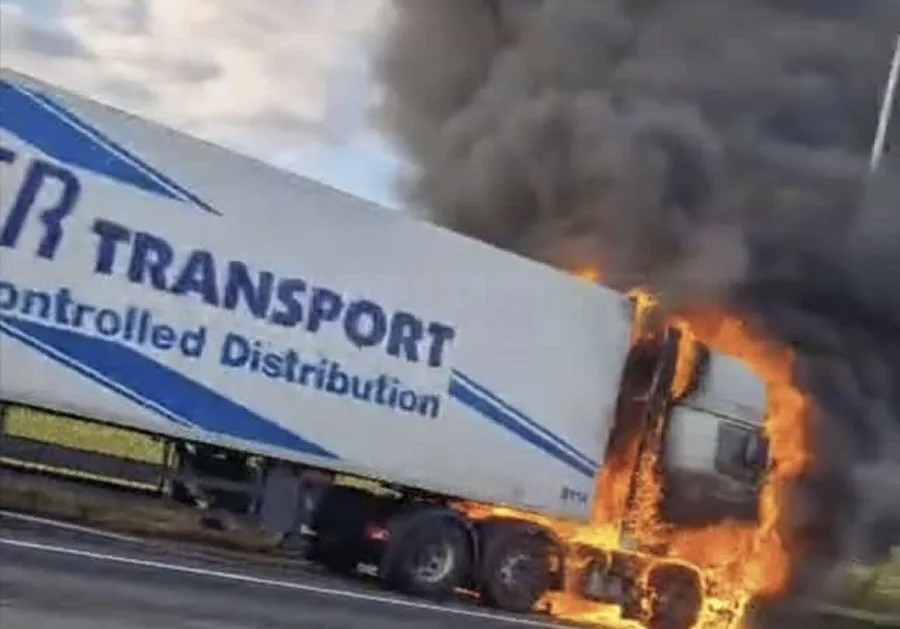 A2 Chaos Near Darenth: Lorry Blaze and Diesel Spill Cause Massive Delays