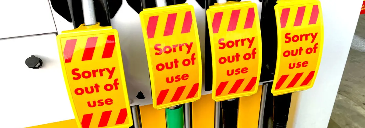 Petrol Panic Looms as Stanlow Fuel Drivers Set Strike Over Pay Gap