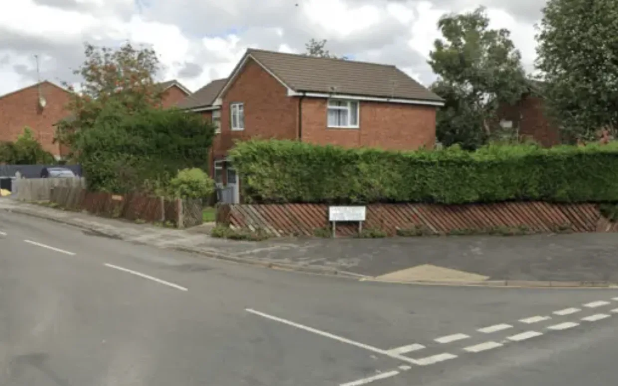 Grantham Boy Hospitalised After Staffordshire Bull Terrier Cross Bite – Police Arrest Two and Seek Witnesses