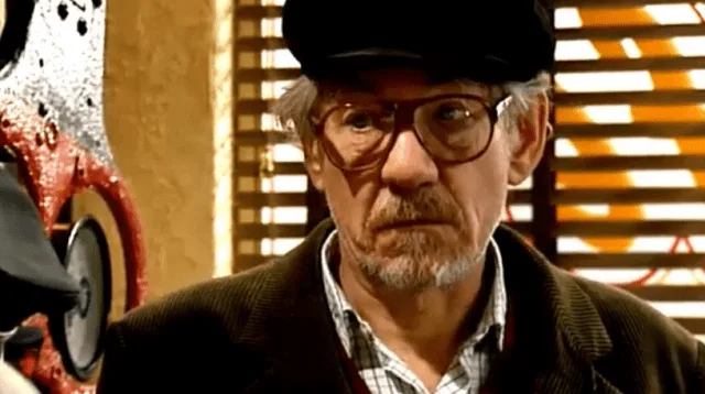 Sir Ian McKellen Hospitalised After Dramatic Fall on West End Stage in Player Kings Show