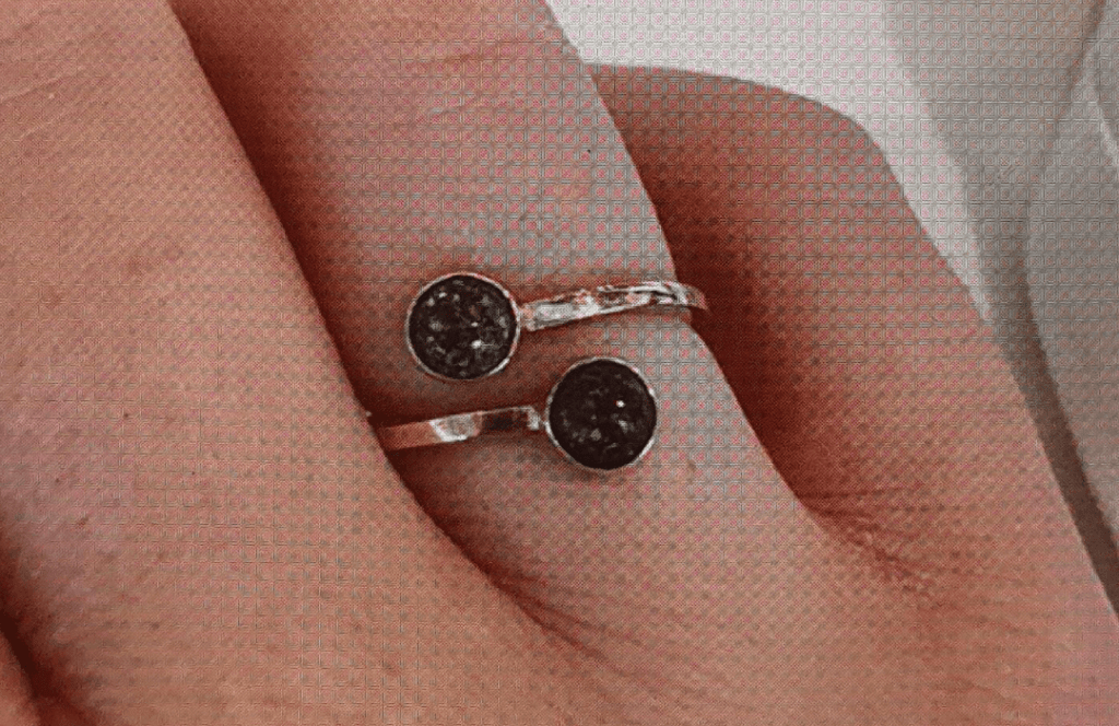 Seaford Woman’s Handbag Snatched by Cyclists, Sentimental Ring Missing