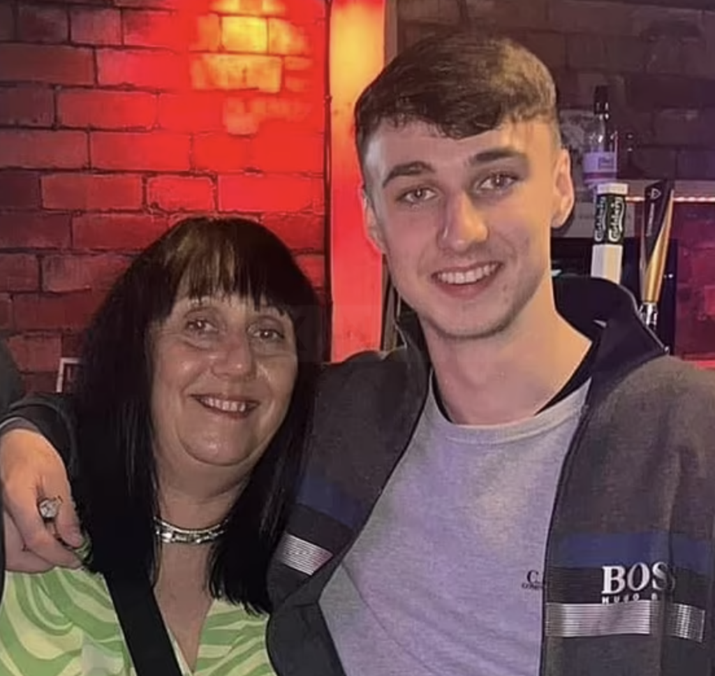 Police Call for Volunteers in Large-Scale Search for Missing British Teenager Jay Slater in Tenerife