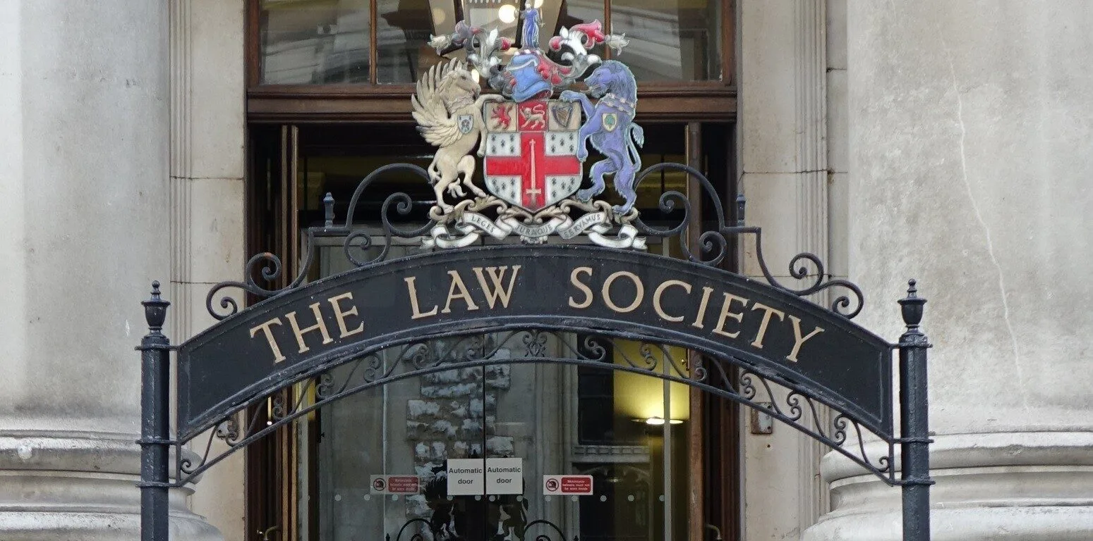 UK Family Courts Crisis Leaves 100,000 Kids in Limbo with 11-Month Waits—Law Society Demands Urgent Government Action